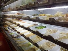 自助取餐区-马路边边串串香(双井直营店)