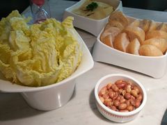 -左庭右院鲜牛肉火锅(浦江欢乐颂店)