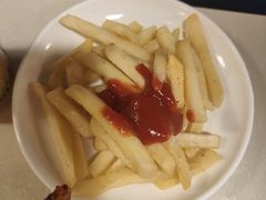 -爱客得牛排海鲜烤肉·火锅自助(春熙路黑金好店)