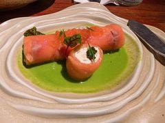 烟熏挪威三文鱼卷配红鱼籽酱-格鲁·秀色Georgia’s Feast