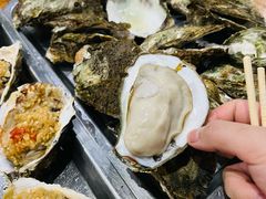 -蚝哥花姐湛江烤生蚝(美丽湾市场店)