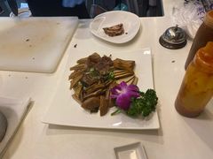 -天下三绝 牛肉面/红酒