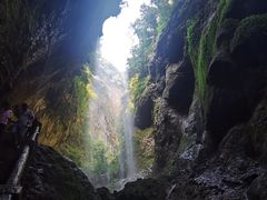 -龙水峡地缝景区