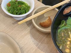 -桂在香知桂林米粉(红博中央公园店)