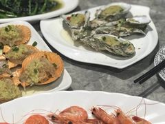 -四川小胡子海鲜(丁村万人海鲜广场店)