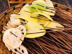 -马路边边麻辣烫联盟路店