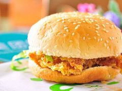 -华莱士·全鸡汉堡(沧源店)