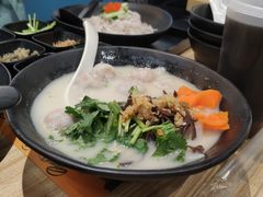 -渔米丰·广府鱼汤米线(光明广场店)