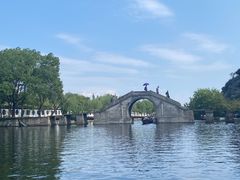 -绍兴东湖风景区