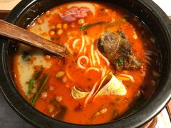 -蒙自源米线大王(东站店)
