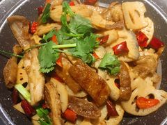 -万重锦·人文川菜馆(骡马市店)