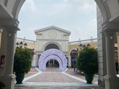 -佛罗伦萨小镇广佛名品奥特莱斯(疏港路店)