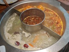 -佬土鹅肠火锅(解放路店)