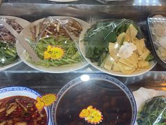 -鑫渔港海鲜本地菜·山海关浑锅(东戴河店)