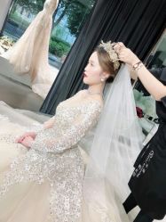 -艾米丽婚纱礼服