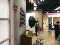 -可爱多国际儿童摄影会馆(龙泉店)