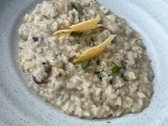 -MONICH牛排融合餐厅(和义大道购物中心店)