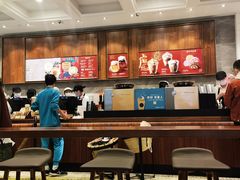 大堂-星巴克臻选(广州沙面店)