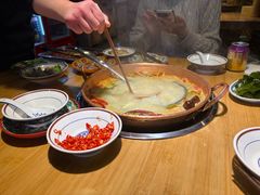 -洱火云南酸菜牛肉火锅(石景山当代商城店)