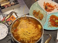 -河坝烧烤串城(金达莱店)