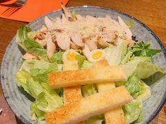 经典凯撒鸡肉沙拉-造精酿餐厅
