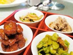 -品悦酒店(三林古镇店)