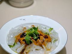 -老码头黑皮肘子锅包肉(赣水路店)