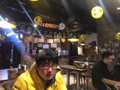 大堂-何师烧烤Pro·30年老品牌·川菜·香辣蟹(太古里旗舰店)