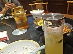 -川流不息·地道川菜·小龙虾(新松江路店)