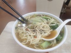 -华记原味汤粉王(海湾分店)