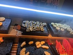 -牛YO寿喜烧·铁板烧和牛火锅自助(市府恒隆店)