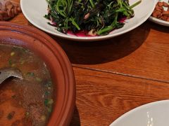 -黄泥岗·地道湖北菜(奥特莱斯店)