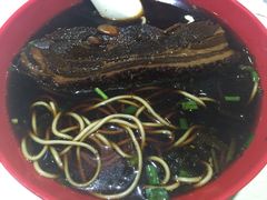 -小龙大肉面馆