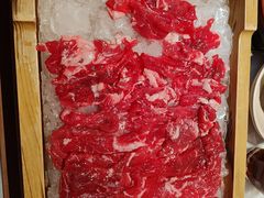 -老牌坊云南鱼豆花火锅(哈西万达店)