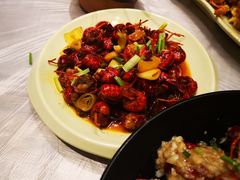 -巴厘龙虾·榜首油焖大虾(音乐学院·沿江酒馆店)