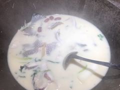 -咕嘟草帽鱼·牛奶一样的鲜鱼汤(包河万达广场创始店)