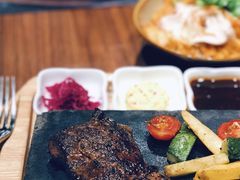 -Erman岩烧牛排(虹桥南丰城店)