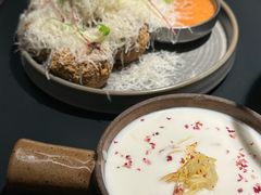 -Ameigo梅果·云贵川bistro(长宁来福士店)