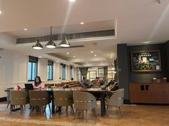 大堂-星巴克臻选(广州沙面店)