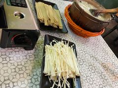-云晓光头烧烤吧(德平路店)