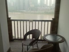 -屋顶顶城市·江景酒店-客房部