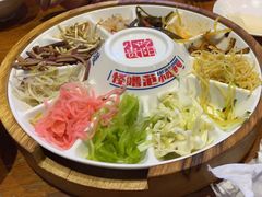 丝娃娃-怪噜范·老贵阳街头名小吃(鸿通城店)