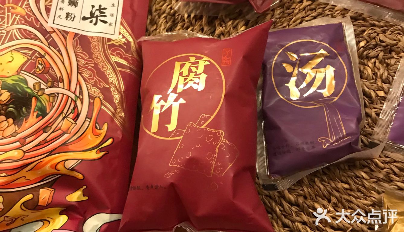 东方美食生活家🏠李子柒柳州螺蛳粉