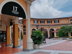 -佛罗伦萨小镇广佛名品奥特莱斯(疏港路店)