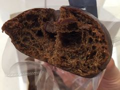 朱古力忌廉豆豆包-PAPER STONE BAKERY(天环店)