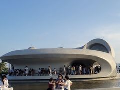 -万绿园