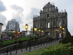 -阿迪达斯(澳门水坑尾街店)