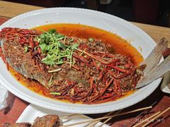 蒜香大鲤鱼-金刚山烧烤(中山路店)