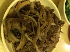 毛肚-洞庭洲·防空洞火锅·烧烤·铜锅涮肉(新百广场店)
