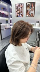 -Tloml salon
